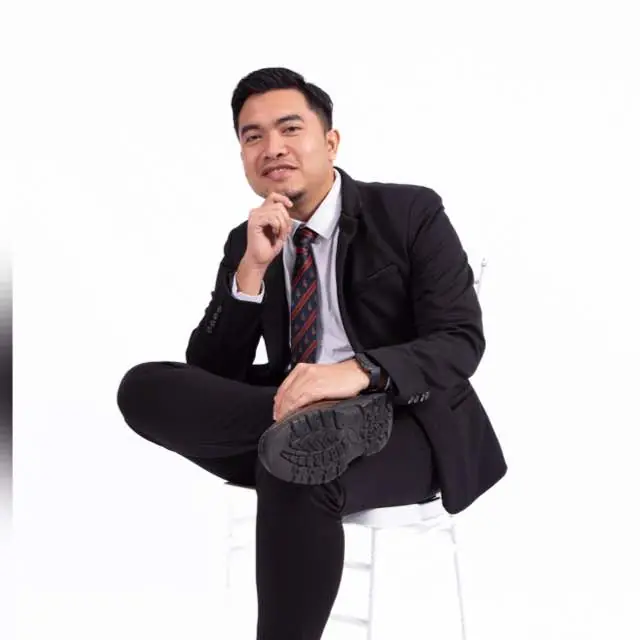 Syahril, dealer yang membantu semakan liputan dan pendaftaran Unifi